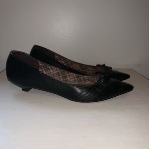 Flat shoe with 1/2 inch heel